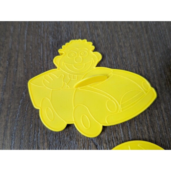 VTG Wilton Sesame Street Going Places Cookie Cutters Ernie Bert Big Bird Grover - Picture 8 of 11